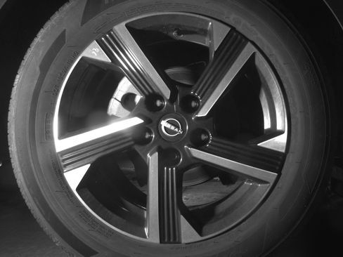 Used 2025 Nissan Sentra SV FWD image 15