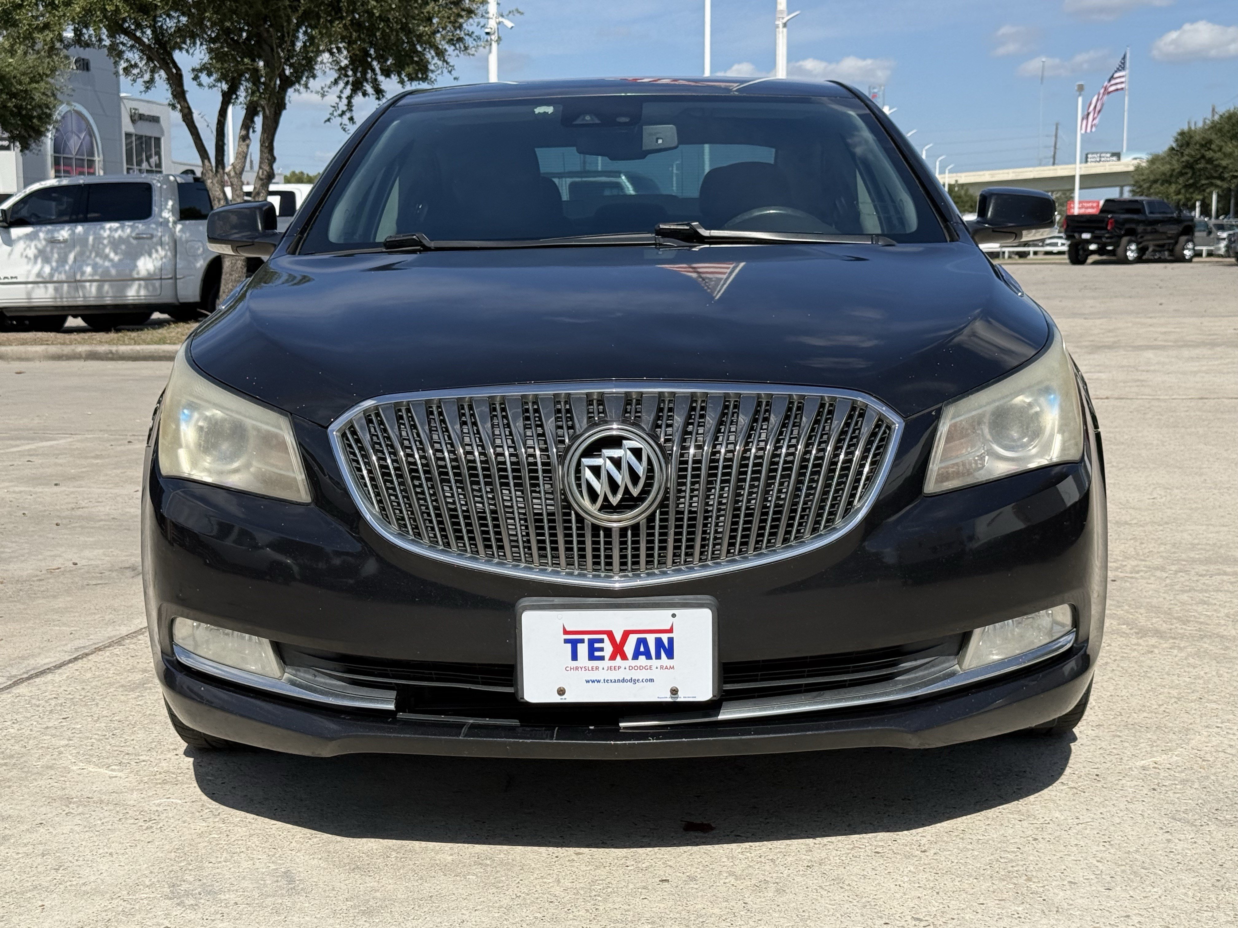 Used 2015 Buick LaCrosse Leather w/ Driver Confidence Package #1 FWD image 10