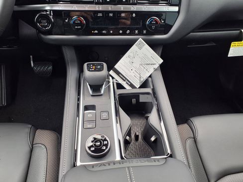 New 2026 Nissan Pathfinder SL AWD/4WD image 27