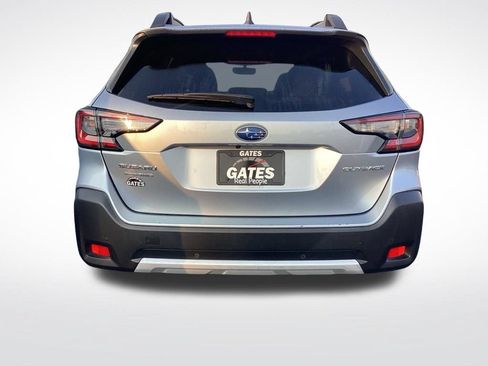 Used 2024 Subaru Outback Limited AWD/4WD image 8