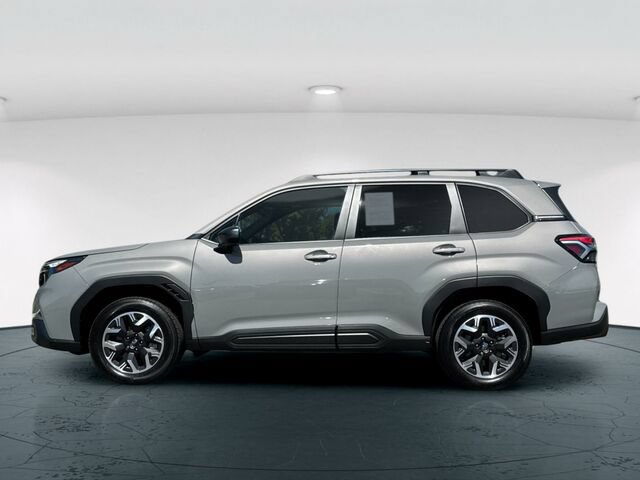 Used 2026 Subaru Forester Premium AWD/4WD image 3