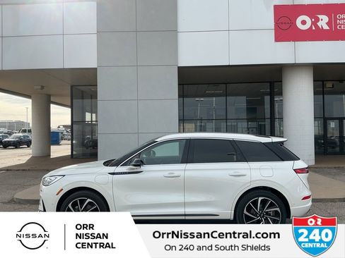 Used 2024 Lincoln Corsair Grand Touring w/ Equipment Group 302A image 8