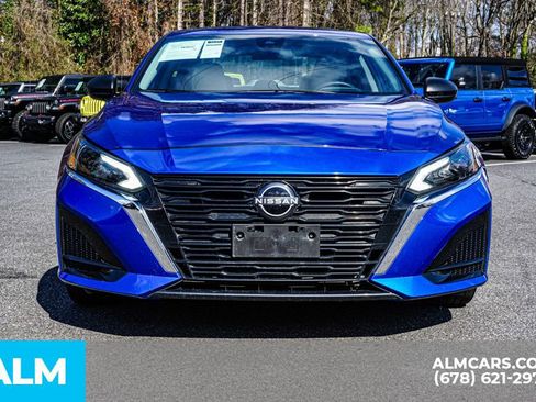 Used 2025 Nissan Altima 2.5 SV image 10