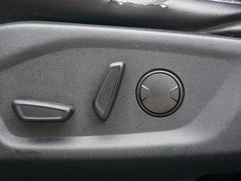 Used 2019 Ford Explorer Limited w/ Class III Trailer Tow Package image 21