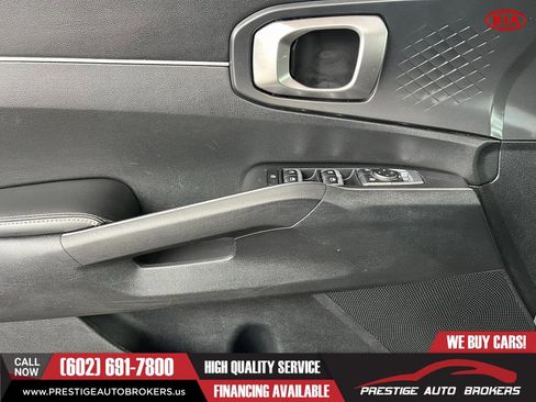 Used 2022 Kia Sorento LX image 22