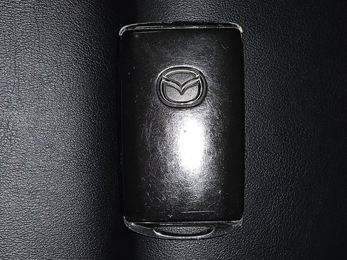 Used 2024 MAZDA MAZDA3 s FWD image 32