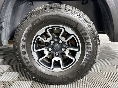 Used 2018 RAM 1500 Rebel w/ Luxury Group image 36