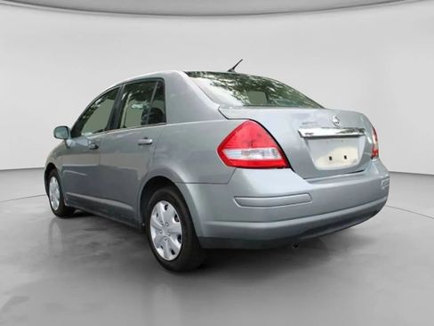 Used 2009 Nissan Versa 1.8 S FWD image 5
