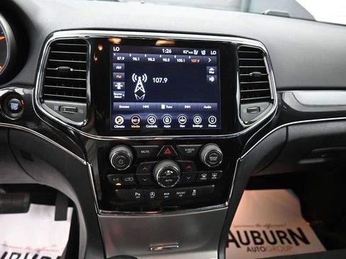 Used 2020 Jeep Grand Cherokee Trailhawk AWD/4WD image 9