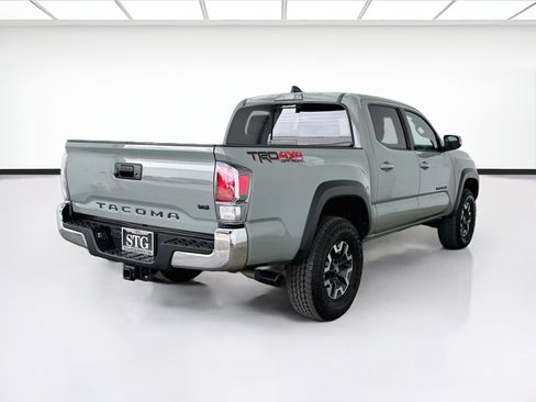 Used 2023 Toyota Tacoma TRD Off-Road w/ Black Out Package (TMS) AWD/4WD image 4