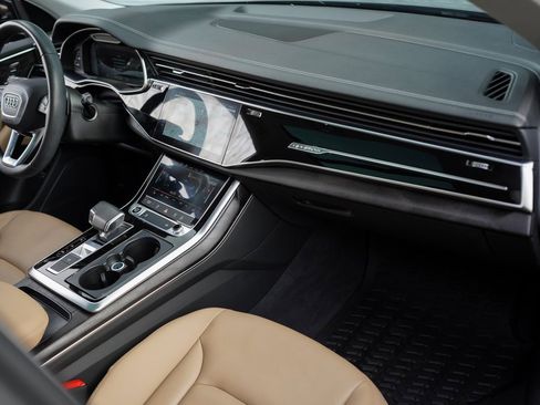 Used 2023 Audi Q8 Premium w/ Convenience Package image 21