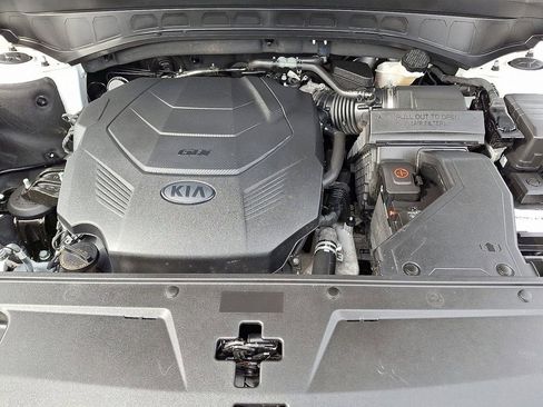 Certified 2021 Kia Telluride SX w/ SX Prestige Package image 32