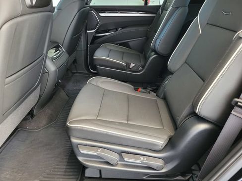 New 2026 Cadillac Escalade Luxury w/ Touring Package AWD/4WD image 15