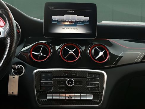 Used 2018 Mercedes-Benz CLA 45 AMG 4MATIC image 32