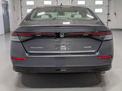 Used 2024 Honda Accord EX-L image 9