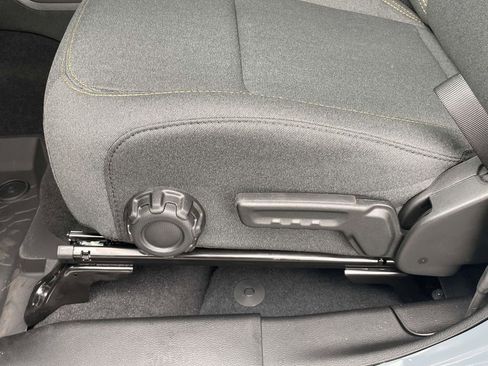 New 2025 Jeep Gladiator Sport image 26