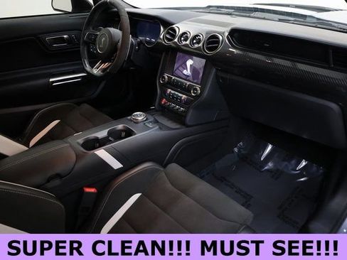 Used 2022 Ford Mustang Shelby GT500 w/ Carbon Fiber Track Pack image 20
