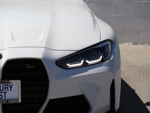 Used 2024 BMW M3 Competition image 4