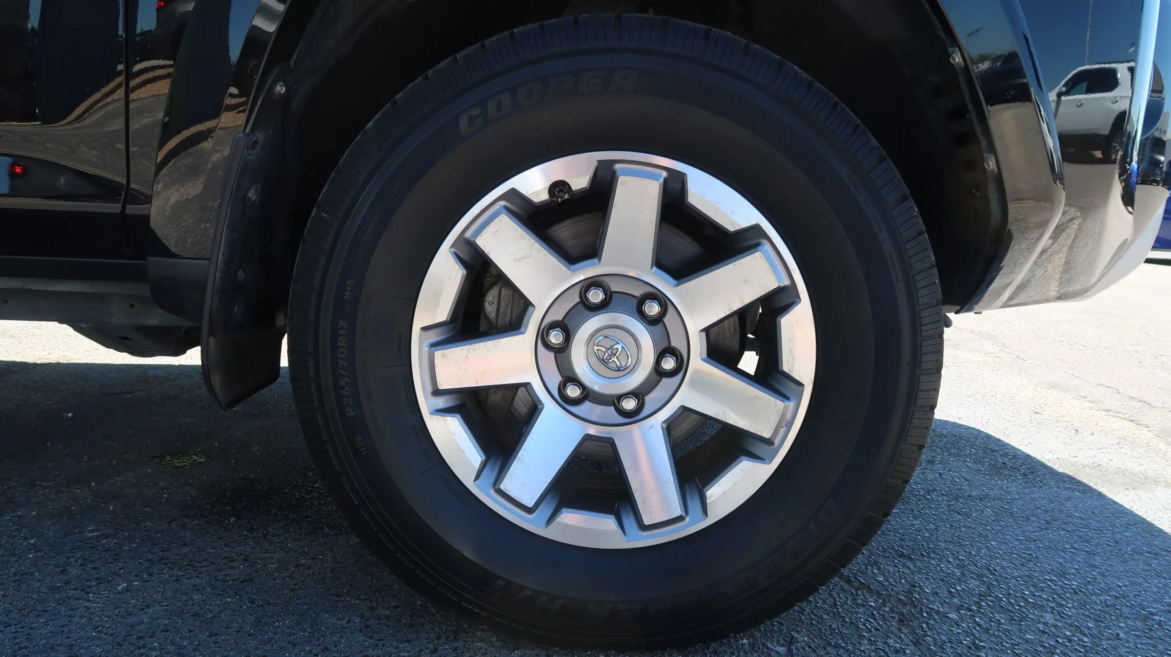 Used 2019 Toyota 4Runner TRD Off-Road Premium AWD/4WD image 55