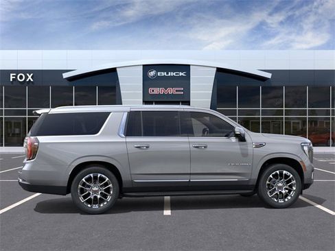 New 2026 GMC Yukon XL Elevation w/ Elevation Premium Package image 5