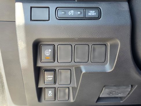 Used 2023 Nissan Frontier S w/ Technology Package RWD image 23