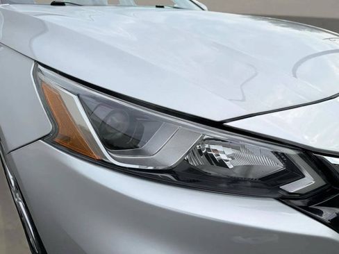 Used 2019 Nissan Altima 2.5 S AWD/4WD image 13