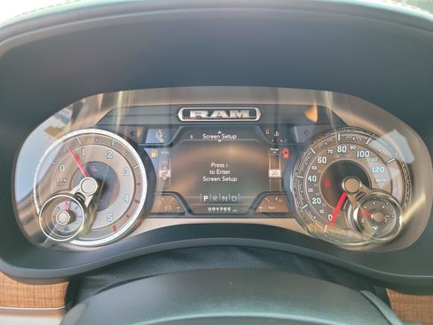 Used 2019 RAM 2500 Limited AWD/4WD image 24
