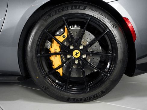 Used 2023 Ferrari 812 GTS image 19