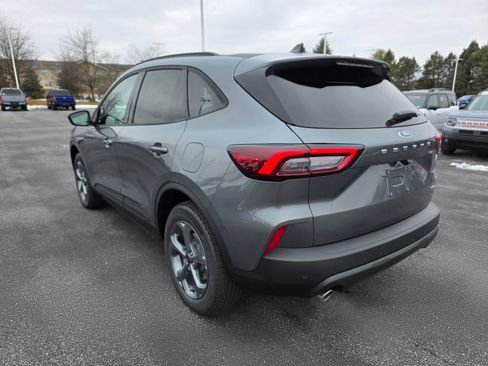 New 2026 Ford Escape ST-Line w/ Tech Pack #1 AWD/4WD image 10
