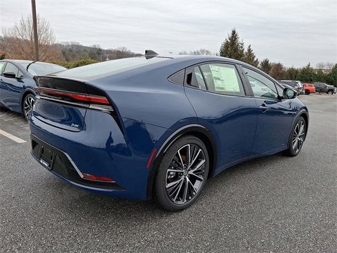 New 2026 Toyota Prius Limited image 4