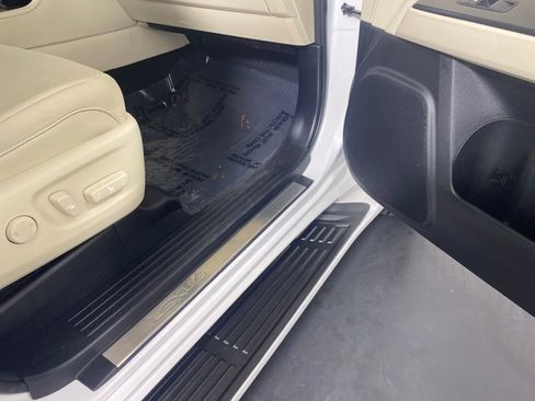 Certified 2022 Lexus GX 460 Premium AWD/4WD image 32