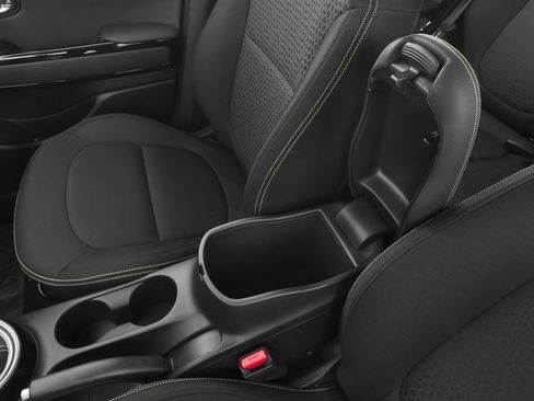 Used 2016 Kia Soul + w/ Audio Package FWD image 17