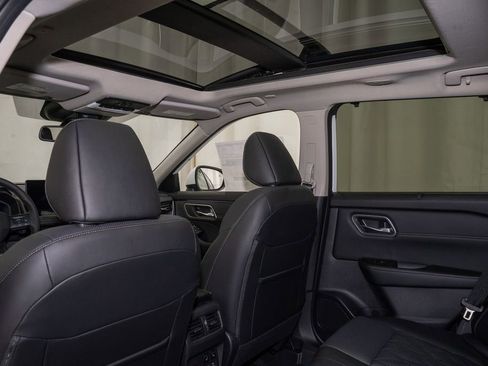 New 2026 Nissan Rogue Platinum w/ Platinum Premium Package image 11