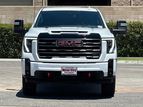 Certified 2025 GMC Sierra 2500 AT4 AWD/4WD image 9