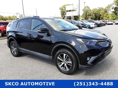Used 2018 Toyota RAV4 Adventure image 7