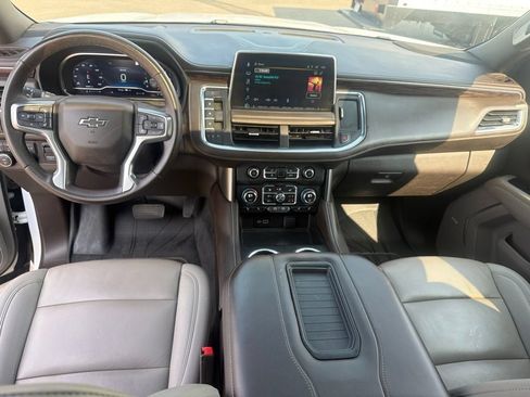Certified 2023 Chevrolet Suburban Z71 w/ Z71 Off-Road Package AWD/4WD image 30