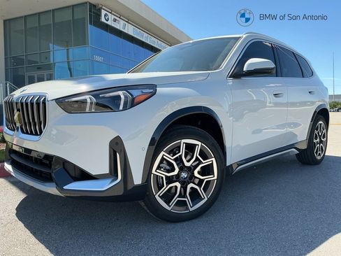 New 2026 BMW X1 xDrive28i w/ Technology Package AWD/4WD image 1