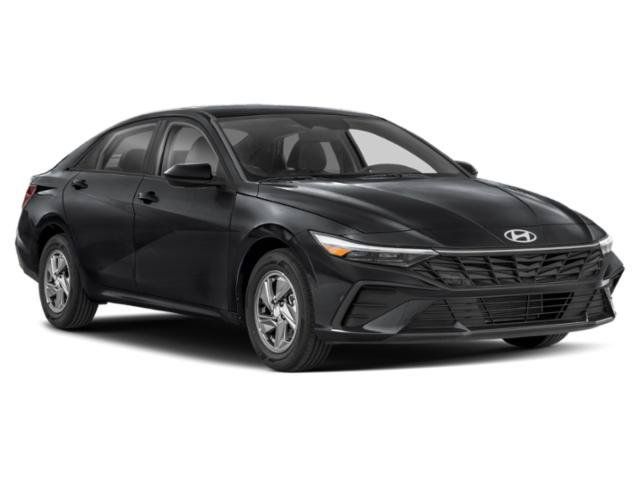 Certified 2024 Hyundai Elantra SE FWD image 9