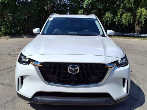 Used 2024 MAZDA CX-90 Plug-In Hybrid w/ Preferred AWD/4WD image 8
