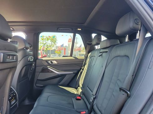 Used 2020 BMW X5 sDrive40i w/ M Sport Package RWD image 18