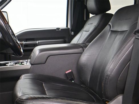 Used 2016 Ford F250 Platinum w/ Snow Plow Prep Package image 10