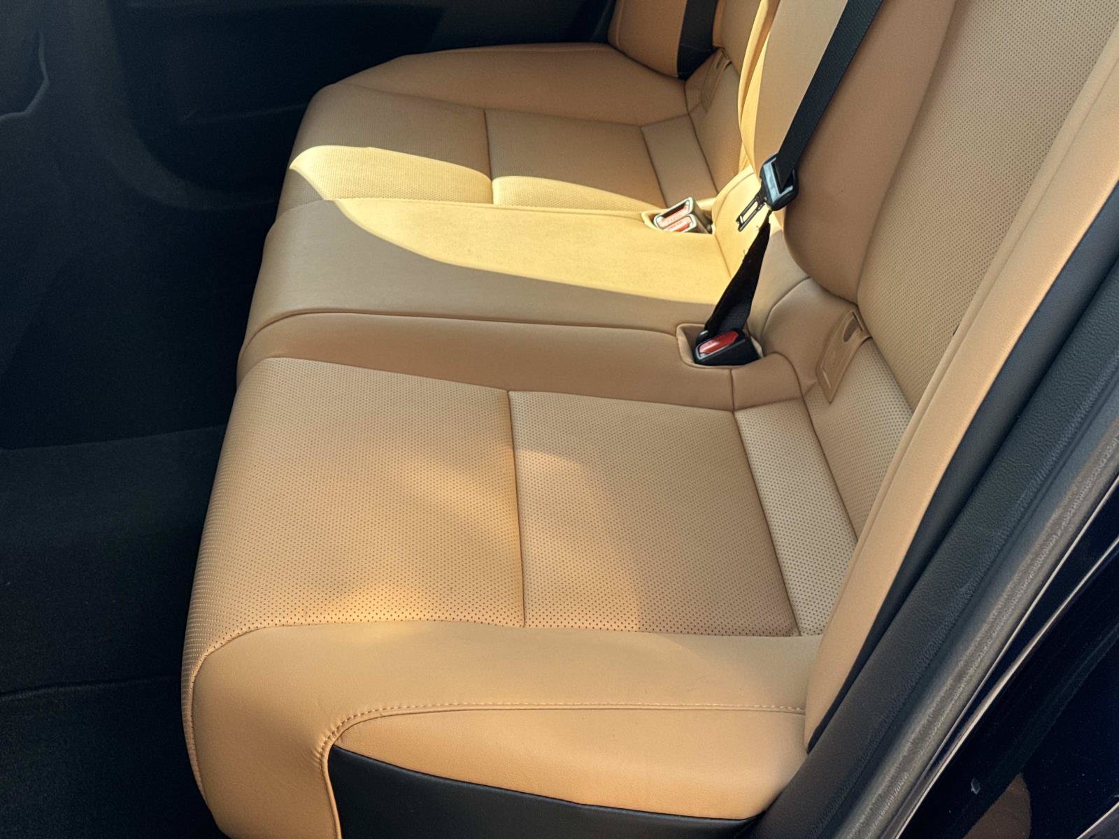 Used 2023 Lexus ES 350 w/ Premium Package FWD image 18