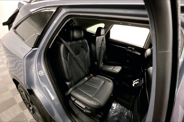 Used 2022 Kia Sorento SX FWD image 25