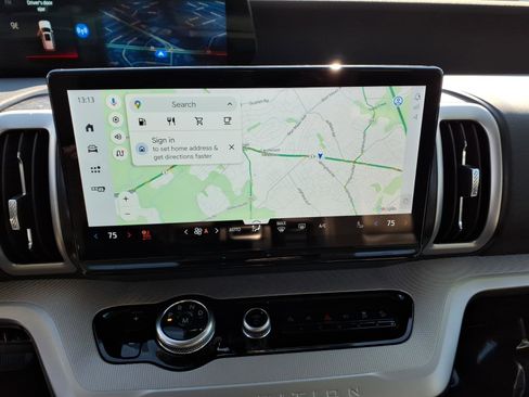 Used 2025 Ford Expedition Max Active image 28