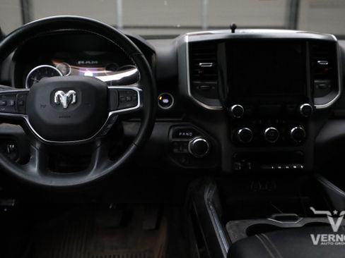Used 2024 RAM 1500 Big Horn AWD/4WD image 9