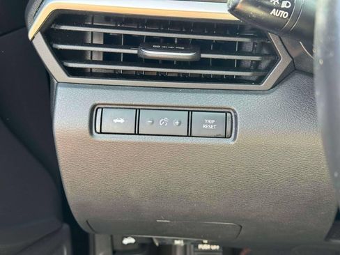 Used 2022 Nissan Altima 2.5 SR FWD image 21