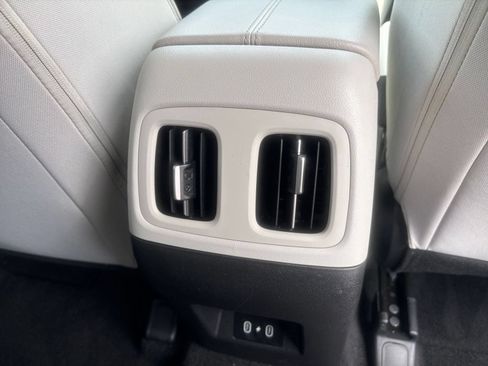 Used 2025 Hyundai Tucson SEL AWD/4WD image 24