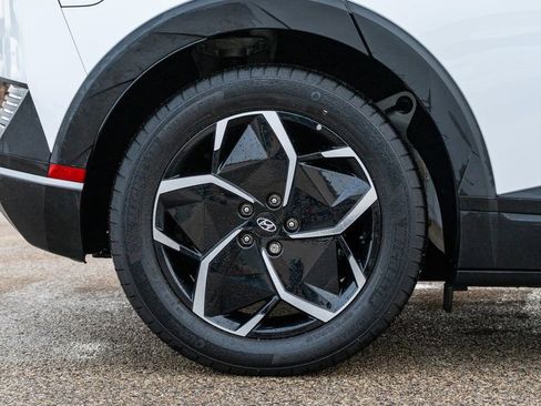 Used 2024 Hyundai Ioniq 5 SEL image 9