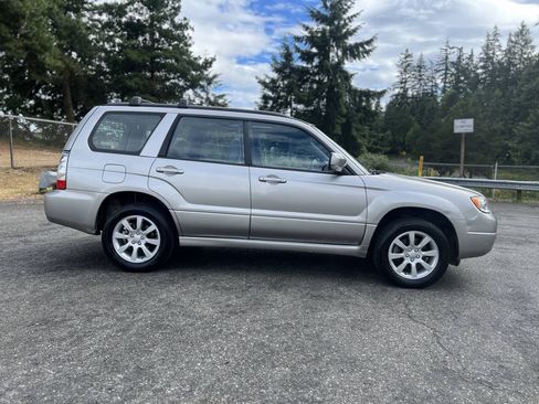Used 2007 Subaru Forester 2.5X w/ Popular Equipment Group 2 AWD/4WD image 4