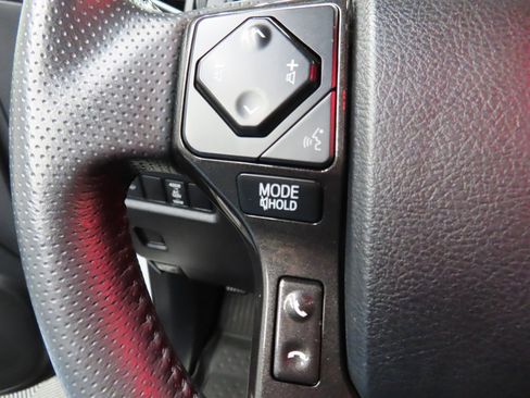 Used 2021 Toyota 4Runner Venture image 45